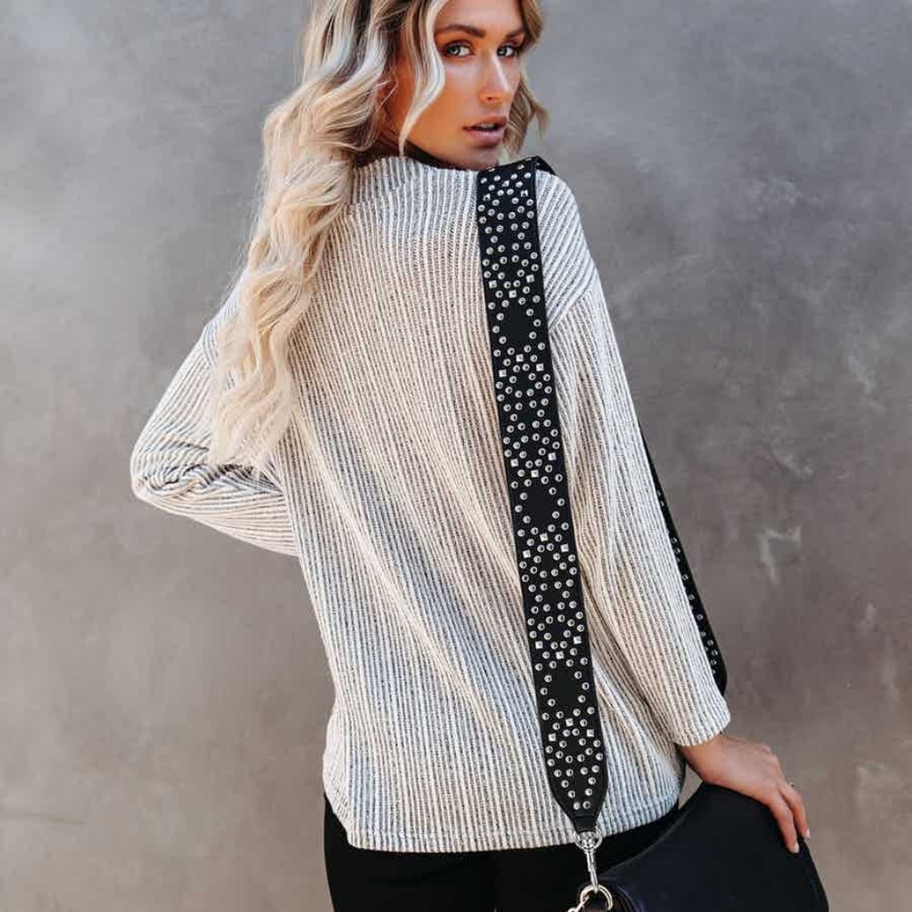 Vici Roza V-Neck Ribbed Knit Top - Ivory - Picture 8 of 10